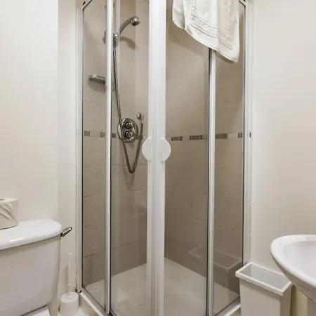 Ferncourt Apartment Leopardstown