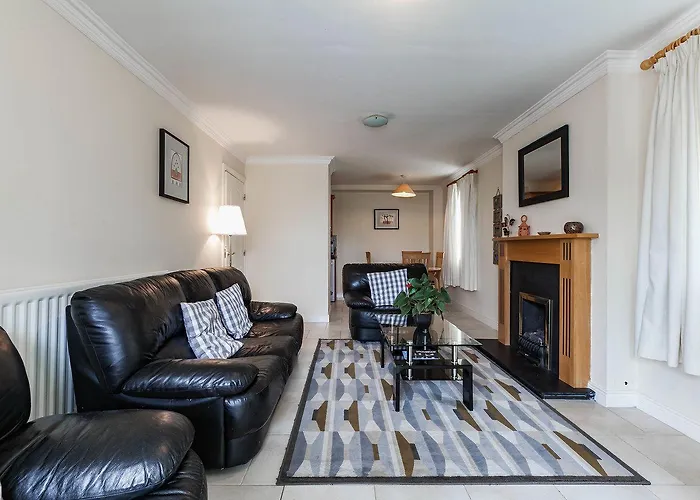 Ferncourt Apartment *